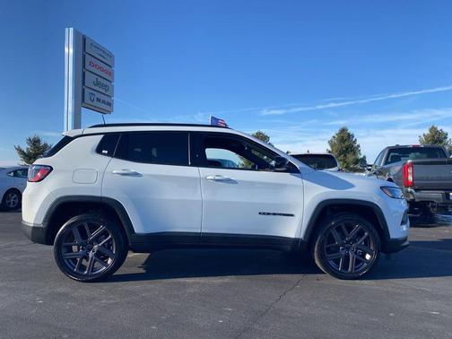 2026 Jeep Compass Latitude