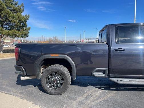 2024 GMC Sierra 2500 AT4