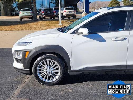 2021 Hyundai KONA SEL Plus