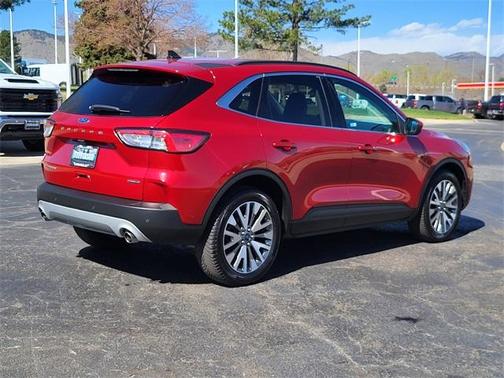 2021 Ford Escape Titanium Hybrid