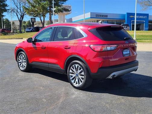 2021 Ford Escape Titanium Hybrid