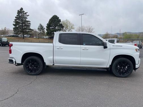 Summit White 2021 Chevrolet Silverado 1500 RST