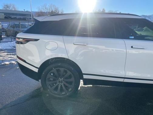 2019 Land Rover Range Rover Velar P250 SE R-Dynamic