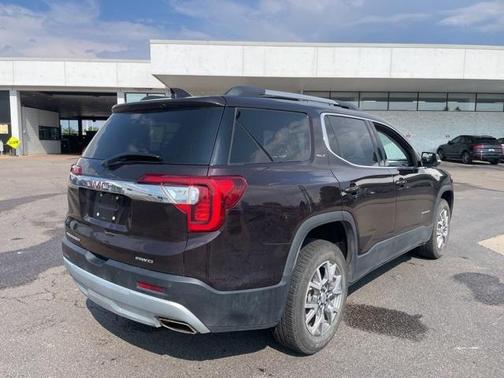 2021 GMC Acadia SLT