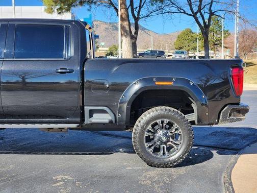 2022 GMC Sierra 2500 AT4