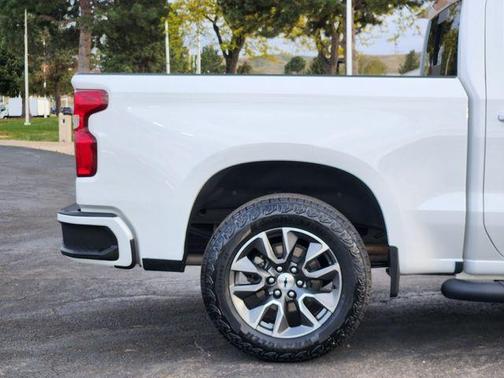 Summit White 2023 Chevrolet Silverado 1500 RST