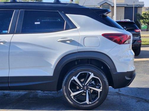Summit White 2022 Chevrolet Trailblazer RS
