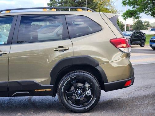 Autumn Green Metallic 2025 Subaru Forester Wilderness