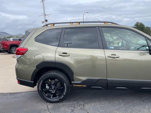 Autumn Green Metallic 2025 Subaru Forester Wilderness