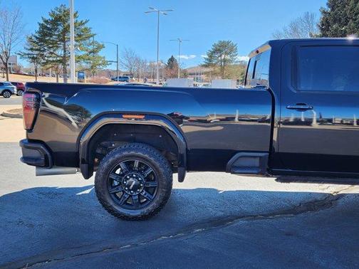 2024 GMC Sierra 2500 AT4