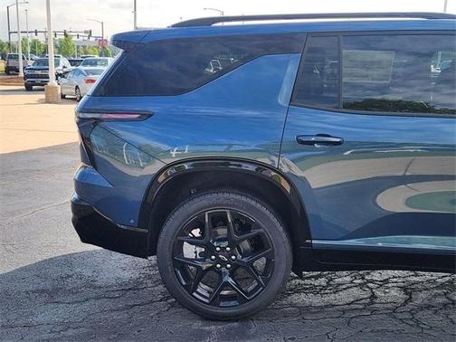 2025 Chevrolet Traverse RS