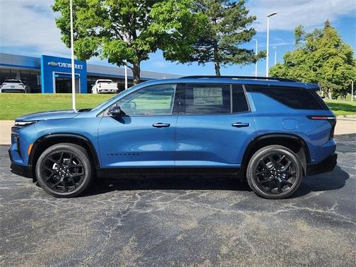 2025 Chevrolet Traverse RS