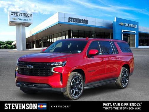 2023 Chevrolet Suburban RST