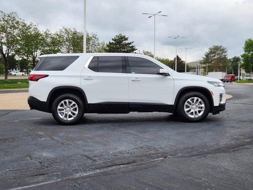 Summit White 2023 Chevrolet Traverse LS