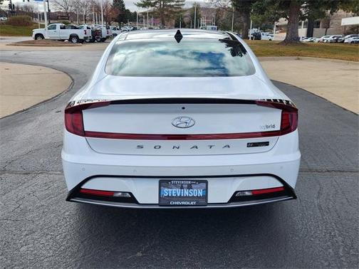 2023 Hyundai SONATA Hybrid Limited