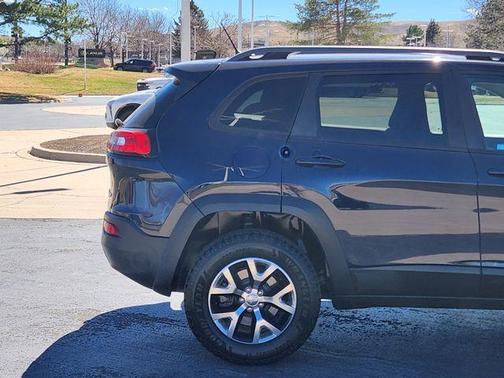 True Blue Pearlcoat 2014 Jeep Cherokee Trailhawk