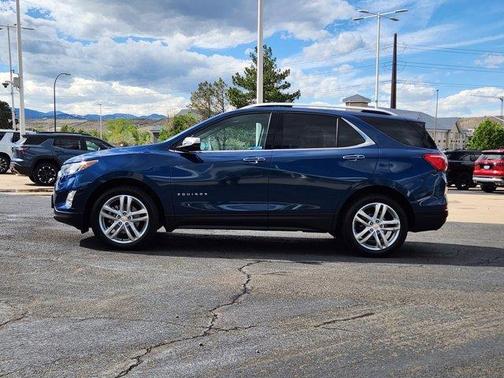 Pacific Blue Metallic 2019 Chevrolet Equinox Premier w/2LZ