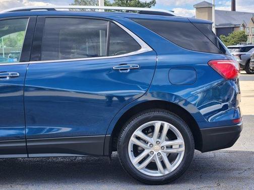 Pacific Blue Metallic 2019 Chevrolet Equinox Premier w/2LZ