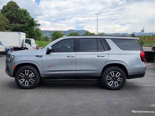 2023 GMC Yukon AT4