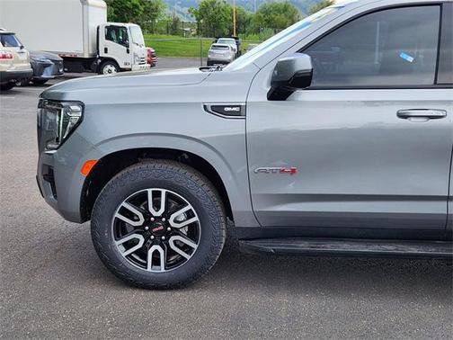 2023 GMC Yukon AT4