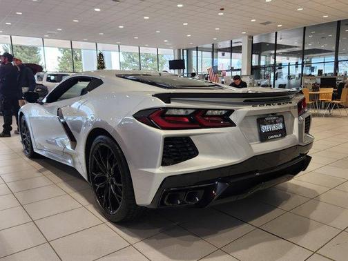 2026 Chevrolet Corvette Stingray w/1LT
