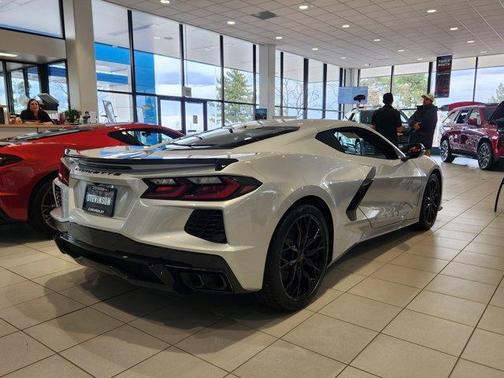 2026 Chevrolet Corvette Stingray w/1LT