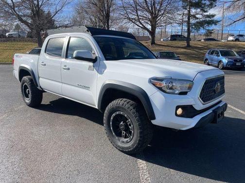 Super White 2018 Toyota Tacoma TRD Off Road