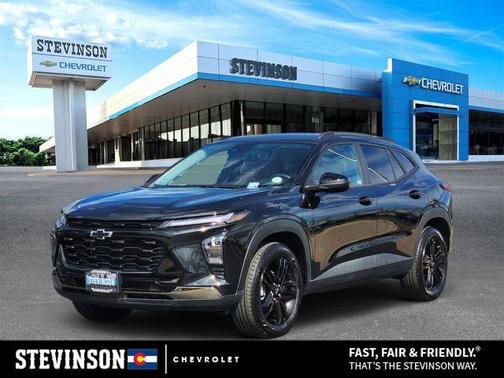 Mosaic Black Metallic 2026 Chevrolet Trax ACTIV