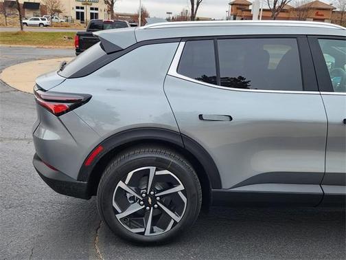 2026 Chevrolet Equinox EV LT 2