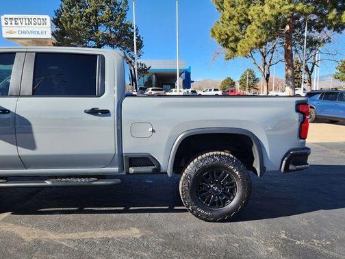 2024 Chevrolet Silverado 2500 ZR2