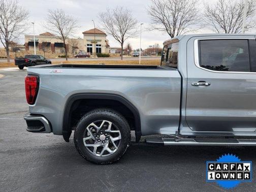 2023 GMC Sierra 1500 SLT