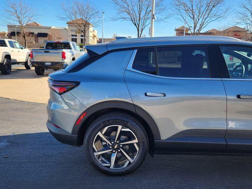 2026 Chevrolet Equinox EV LT 2