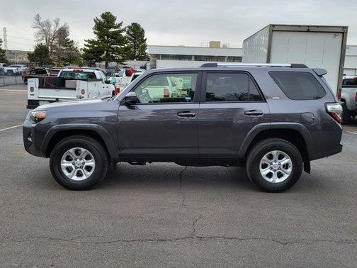 2020 Toyota 4Runner SR5