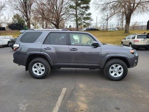 2020 Toyota 4Runner SR5