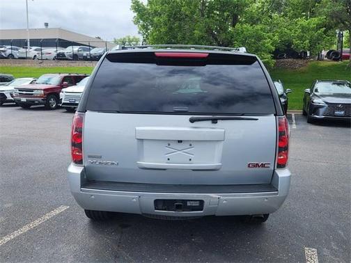 2012 GMC Yukon Denali