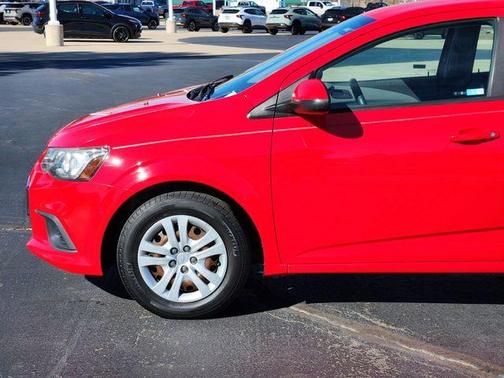 2017 Chevrolet Sonic LS