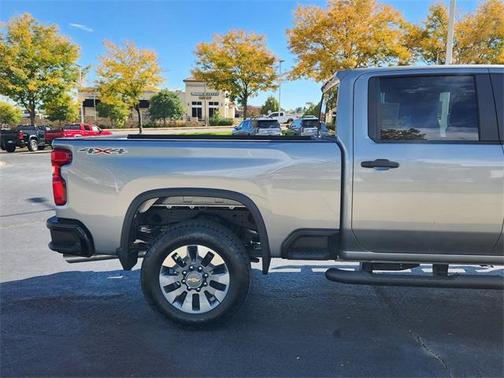 2026 Chevrolet Silverado 2500 Custom