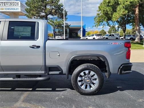 2026 Chevrolet Silverado 2500 Custom