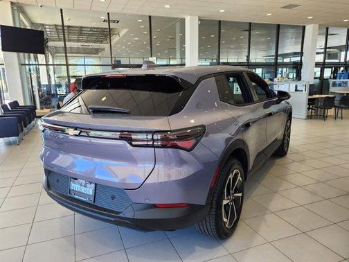 2026 Chevrolet Equinox EV LT 1