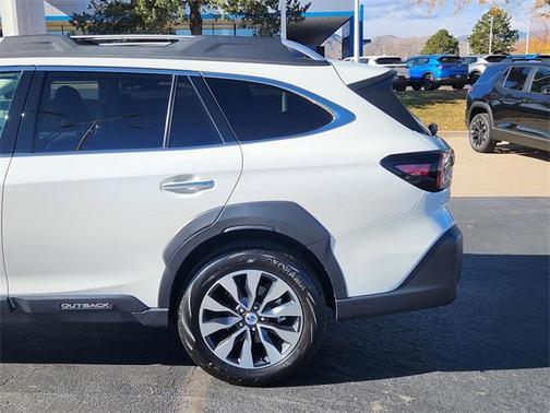 2025 Subaru Outback Touring XT