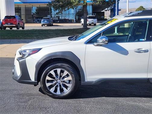 2025 Subaru Outback Touring XT