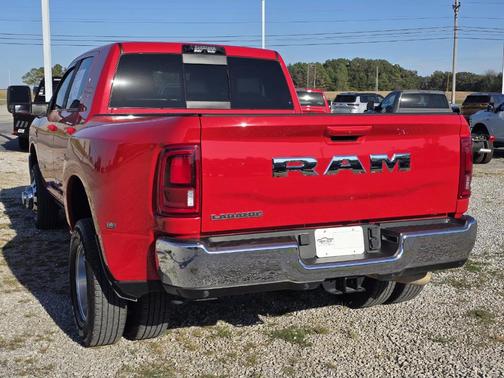 Flame Red Clearcoat 2026 RAM 3500 Laramie