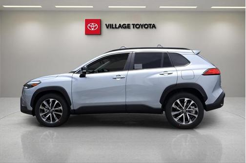 2025 Toyota Corolla Cross XLE