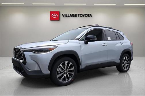 2025 Toyota Corolla Cross XLE