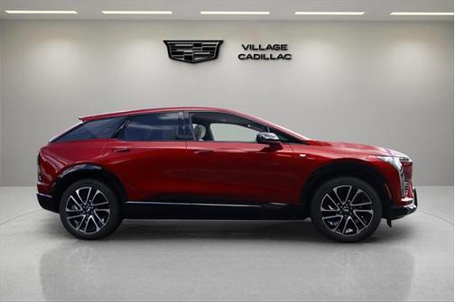 2025 Cadillac OPTIQ Sport 1 AWD