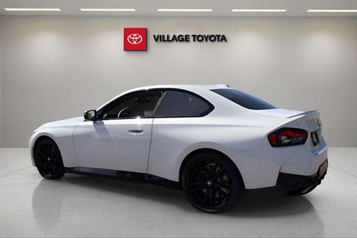 Alpine White 2024 BMW M240 i