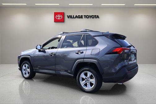 Magnetic Gray Metallic 2021 Toyota RAV4 Hybrid XLE