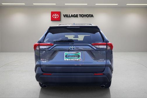 Magnetic Gray Metallic 2021 Toyota RAV4 Hybrid XLE
