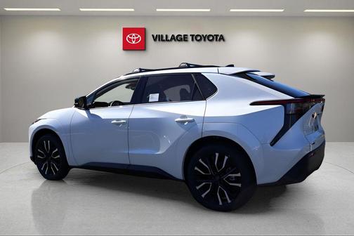2026 Toyota bZ XLE Plus