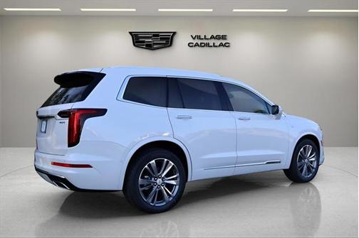 2025 Cadillac XT6 Premium Luxury FWD